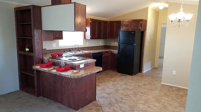 Photo - West Park Plaza