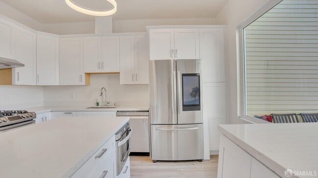Photo - 2612 Greenwich St