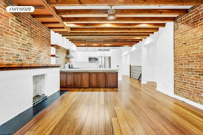 Photo - 66 Cranberry St