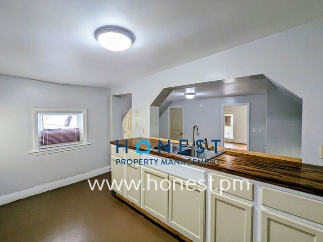 Photo - 36 Prospect St Unit 2