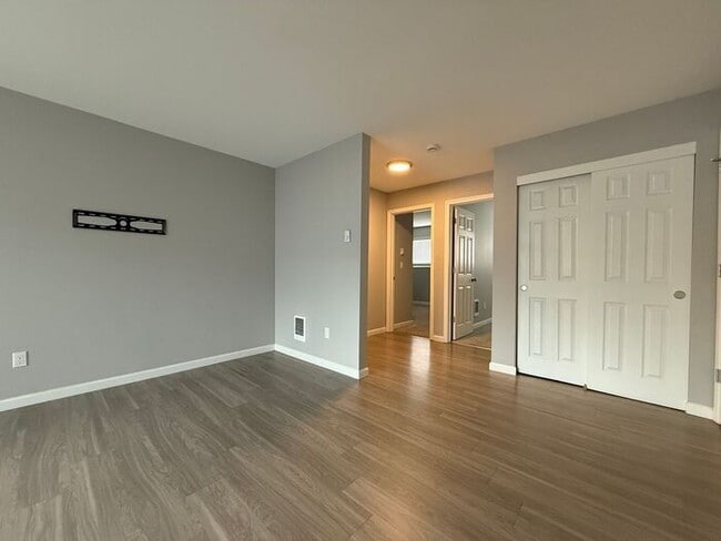 Photo - Spring Into Your New Apartment! - Get 1st Month Rent Free