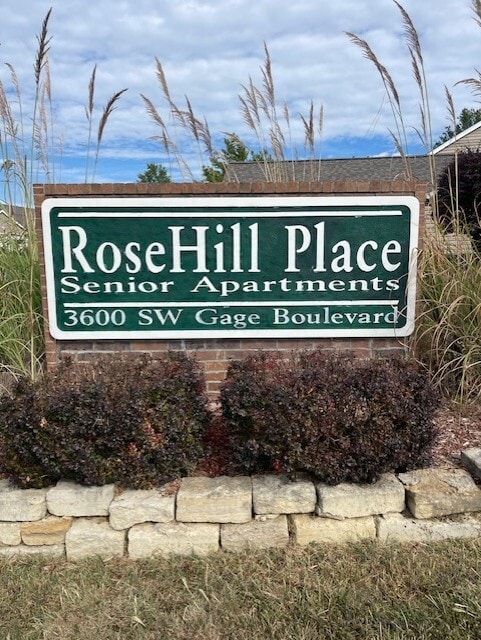 RoseHill Place Apartments