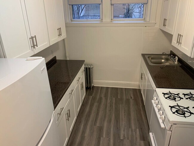 Photo - 1630 Commonwealth Avenue Apartamentos