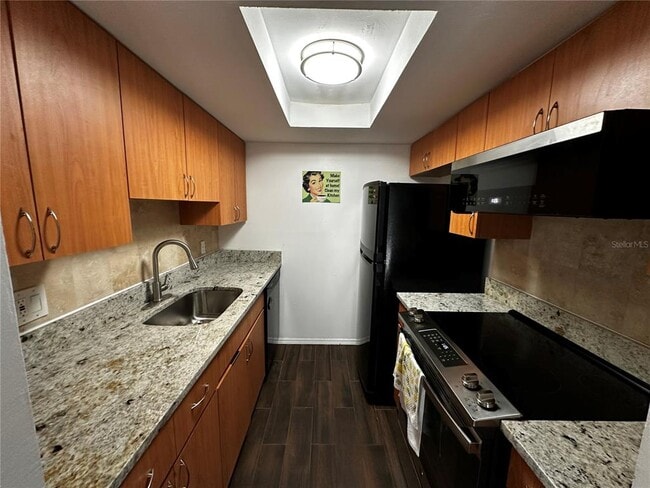 Photo - 4611 W North B St Unit 117