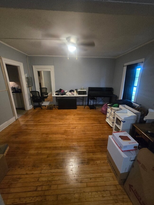Photo - 303 St Lawrence Ave Unit 303 saint Lawrence