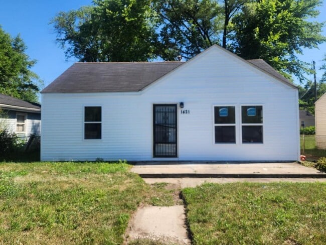 Building Photo - 1421 E 35th Ct Rental