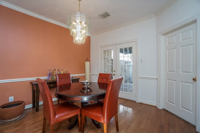 Photo - 1131 Enclave Square E