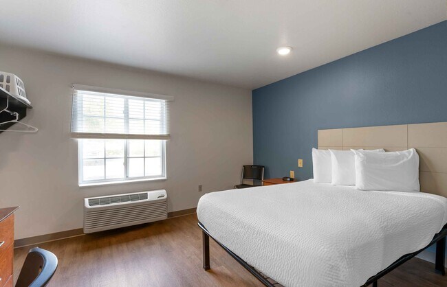 Furnished Studio-Lakeland
