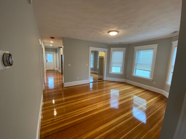 Photo - 305 Highland Ave Unit 3