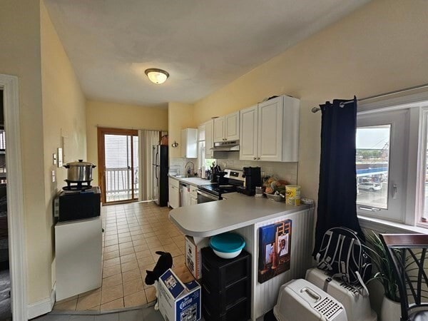 Photo - 464 Meridian St Unidad B