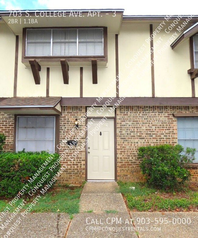 Two-Story 2 Bedroom, 1-1/2 Bath Apartment - Two-Story 2 Bedroom, 1-1/2 Bath Apartment