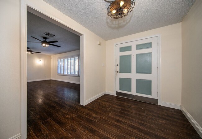 Photo - Beautiful Single Story 3 Bedroom with Solar Panels