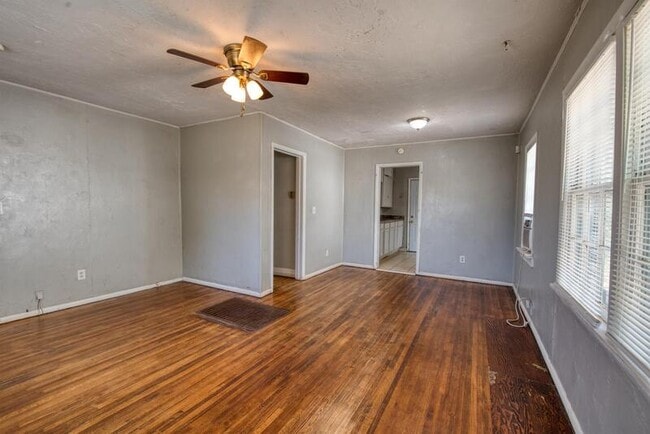 Photo - 3028 NW 28th St