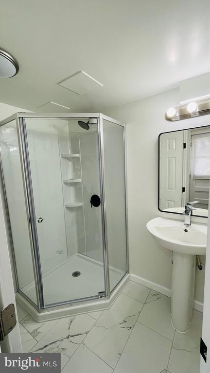 Photo - 5015 Wilkens Ave