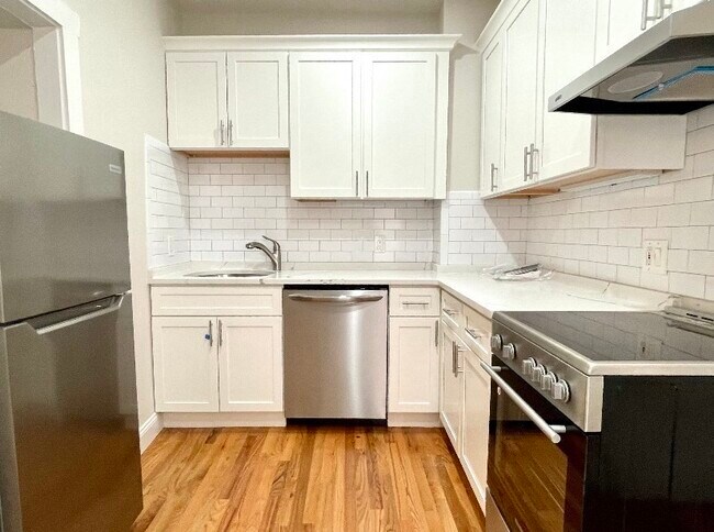 Photo - 13 Anderson St Unit 1