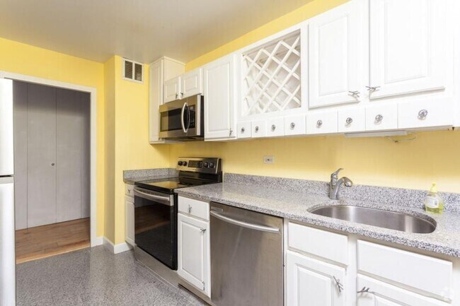 Building Photo - 1 bedroom in Chicago IL 60640 Unit 3310 Rental