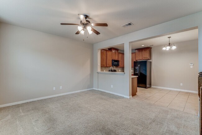 Photo - Spacious 3-Bedroom Townhouse with 2.5 Baths in North Fort Worth