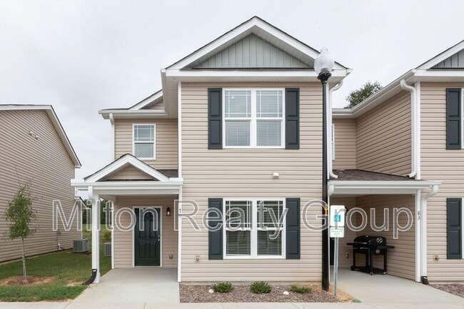 Building Photo - 35 River Stancil Dr