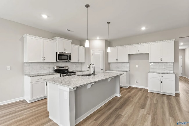 Photo - 117 Evergreen Ml Ln