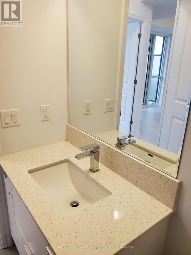 Photo - 30 Elm Dr W Unit 2210