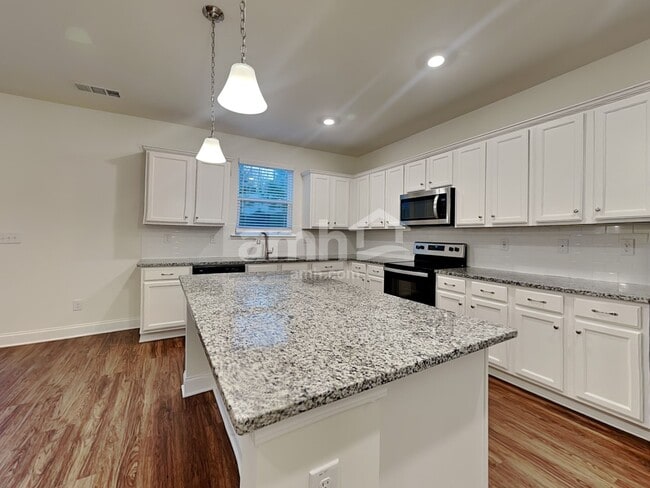 Photo - 2060 Brook Enclave Trail