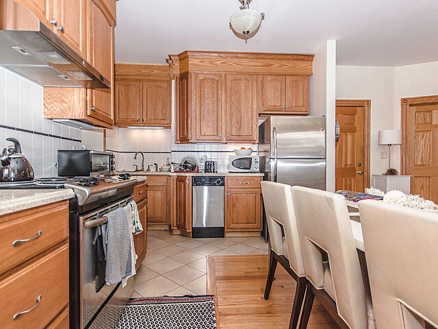 Photo - 62 Phillips St Unit 1