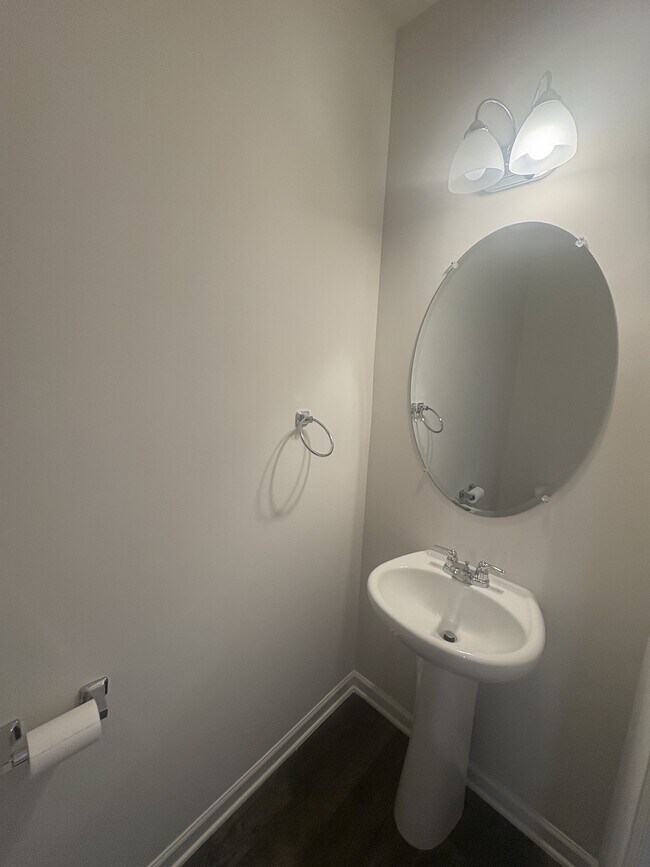 Photo - 106 Brighton Ln