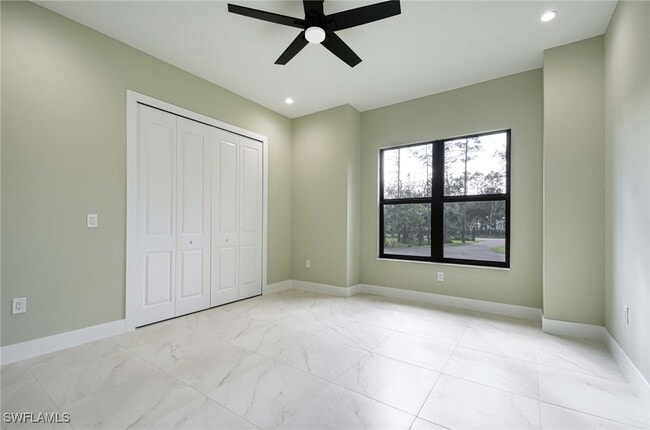 Building Photo - 219 33rd Ave NW