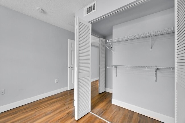Photo - 3620 NW Adriatic Ln Unit 306