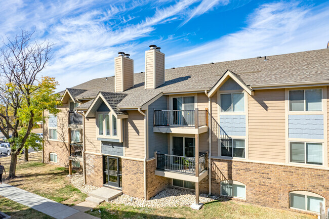 Building Photo - The Landing at Woodlawn Tower Rental