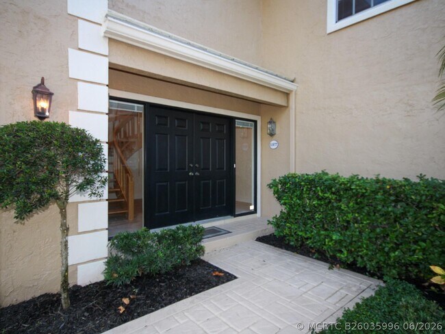 Photo - 11877 Pebblewood Dr Unit 202