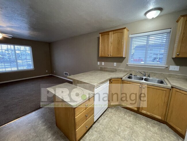 Photo - 3733 E Deloy Dr Unit 3733 #2