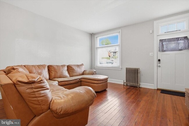 Building Photo - 343 Spring Mill Ave