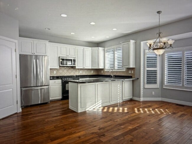 Photo - 352 Haven Crest Rd