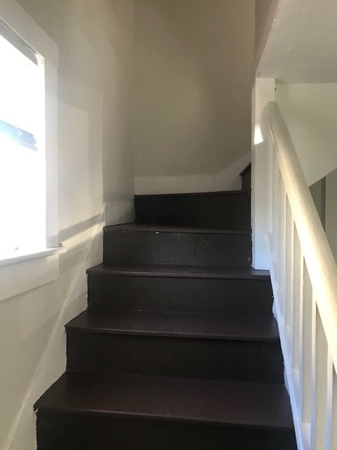 Photo - 324 Shawnee Ave