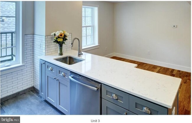 Building Photo - 205 Witherspoon St Unit 3