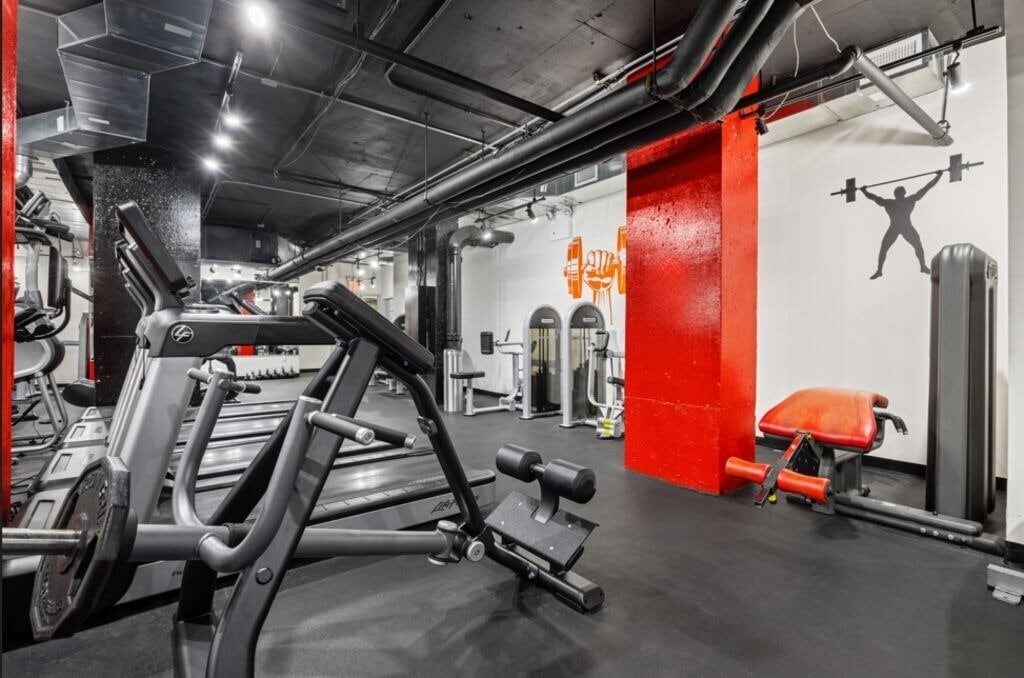 Photo - 104-40 Queens Blvd