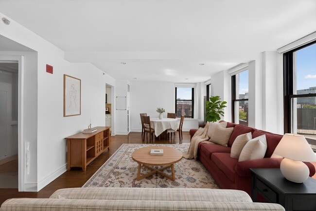 Photo - 4 Charlesgate E Unit 701