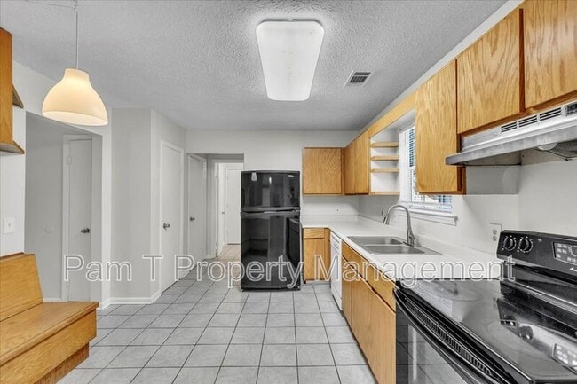 Photo - 4 Gunpowder Ct