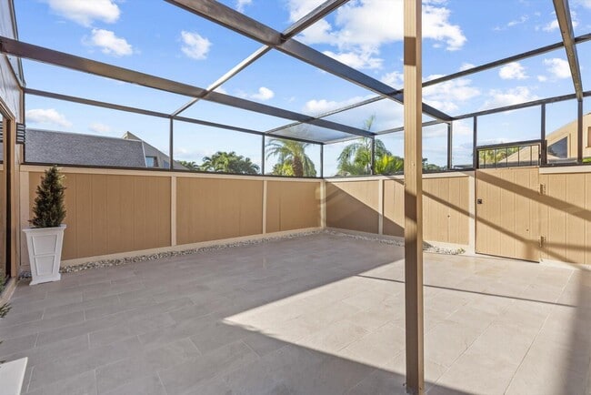 Photo - 1100 SE Mitchell Ave