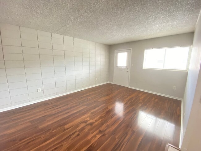 Photo - 320 Lakeview St Unit Apt 207