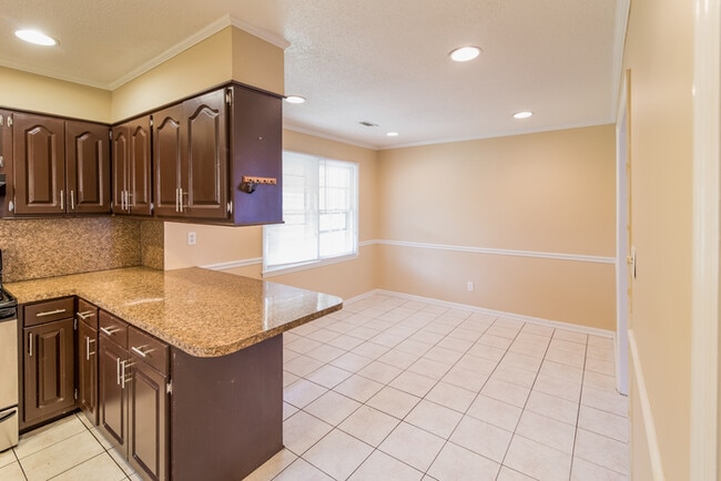 Photo - 306 Gippy Dr