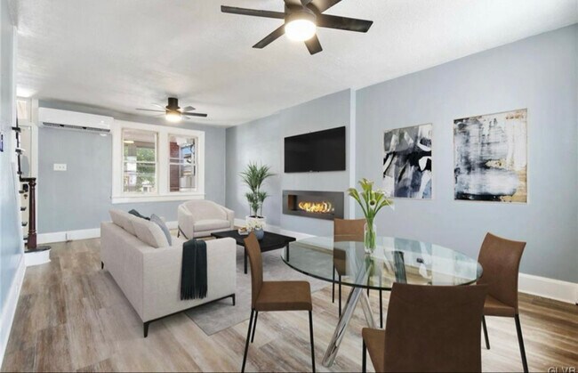 Photo - 256 Lehigh Ave