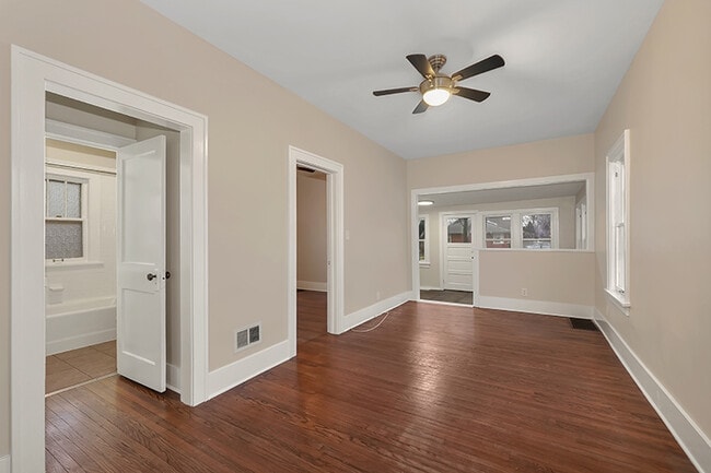 Photo - 4716 Douglas Rd