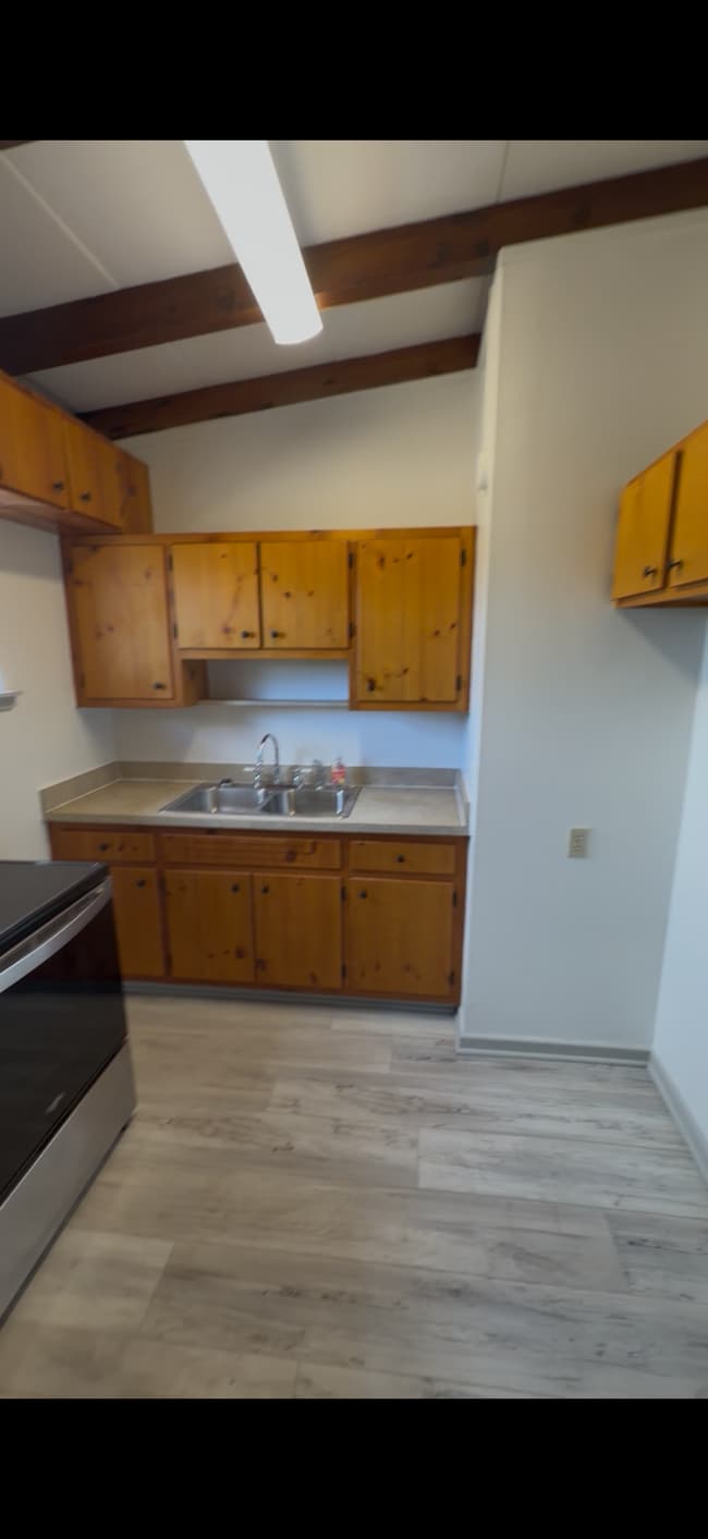 Photo - 142 Bridle Path