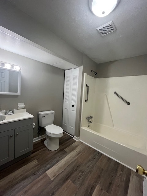 Photo - Riverbend Apartments