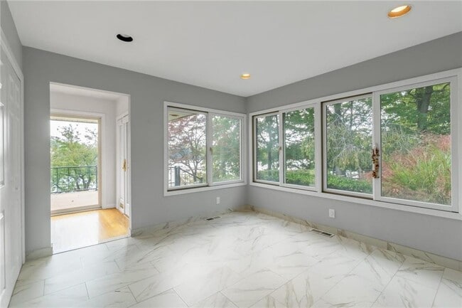 Photo - 13 Dock Pathway St