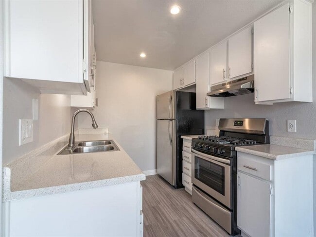 Ascot Park Apartments