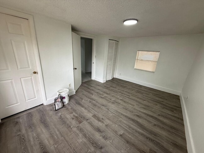 Photo - Remodeled 3/2 Childs Park Available Now ! Ask about move in specials!
