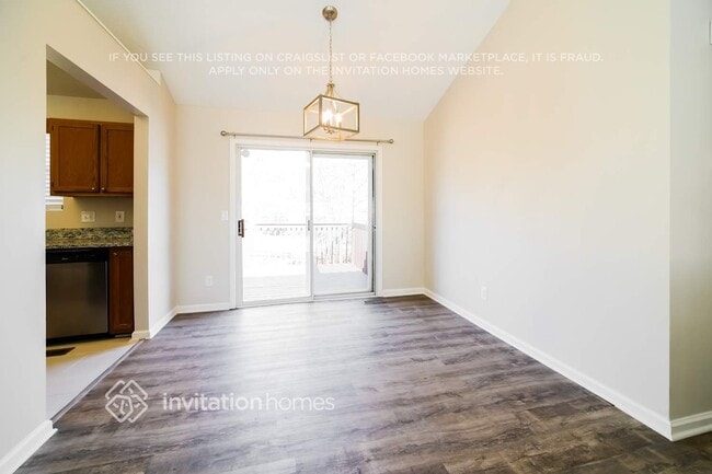 Photo - 4350 Yellow Rose Dr